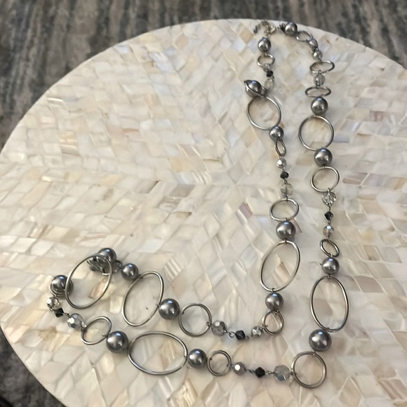 Jewelry - Long silver and beaded necklace